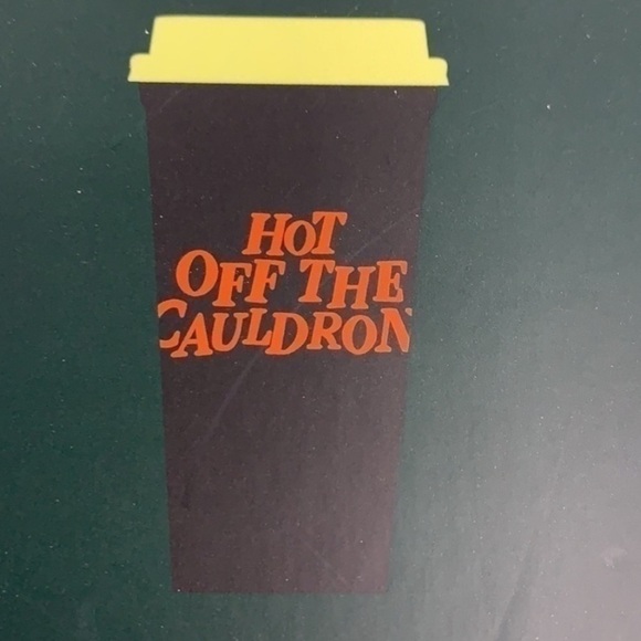 Starbucks Halloween themed hot cups glow-in-dark 6pack of reuseable cup’s - Picture 4 of 11